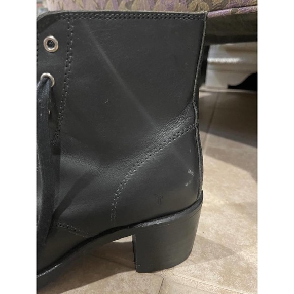 Frye #7748 black laced up boots size 10 (BO500 - Picture 2 of 7